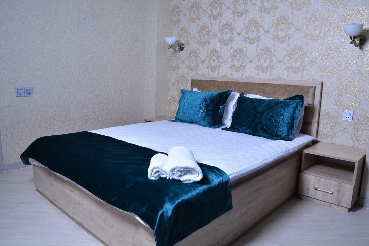 Global Hotel Bakoe Buitenkant foto