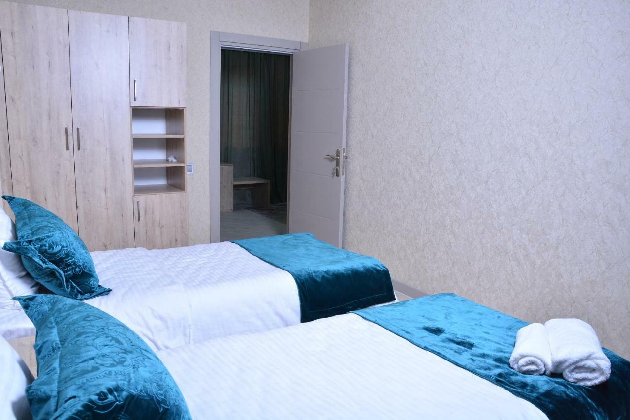 Global Hotel Bakoe Buitenkant foto